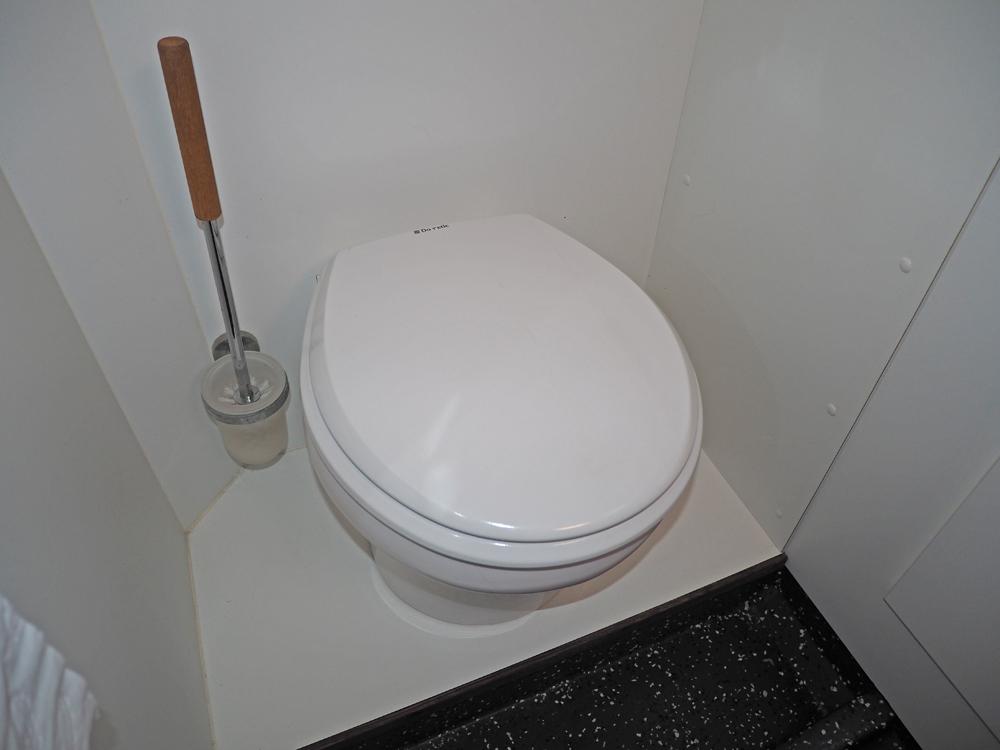 Fore ship, Accommodation